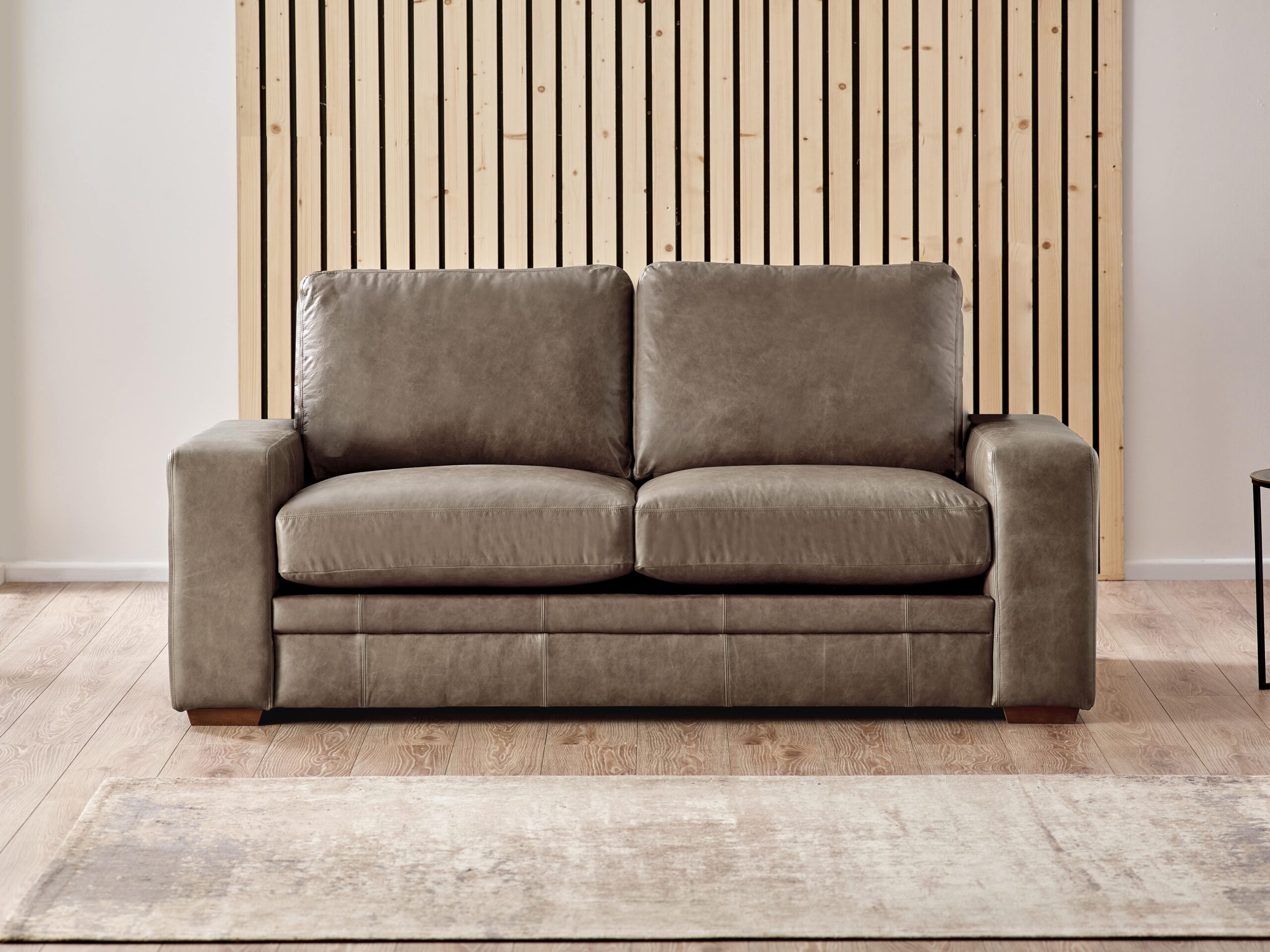 Denver Traditional Sofa - Image 3
