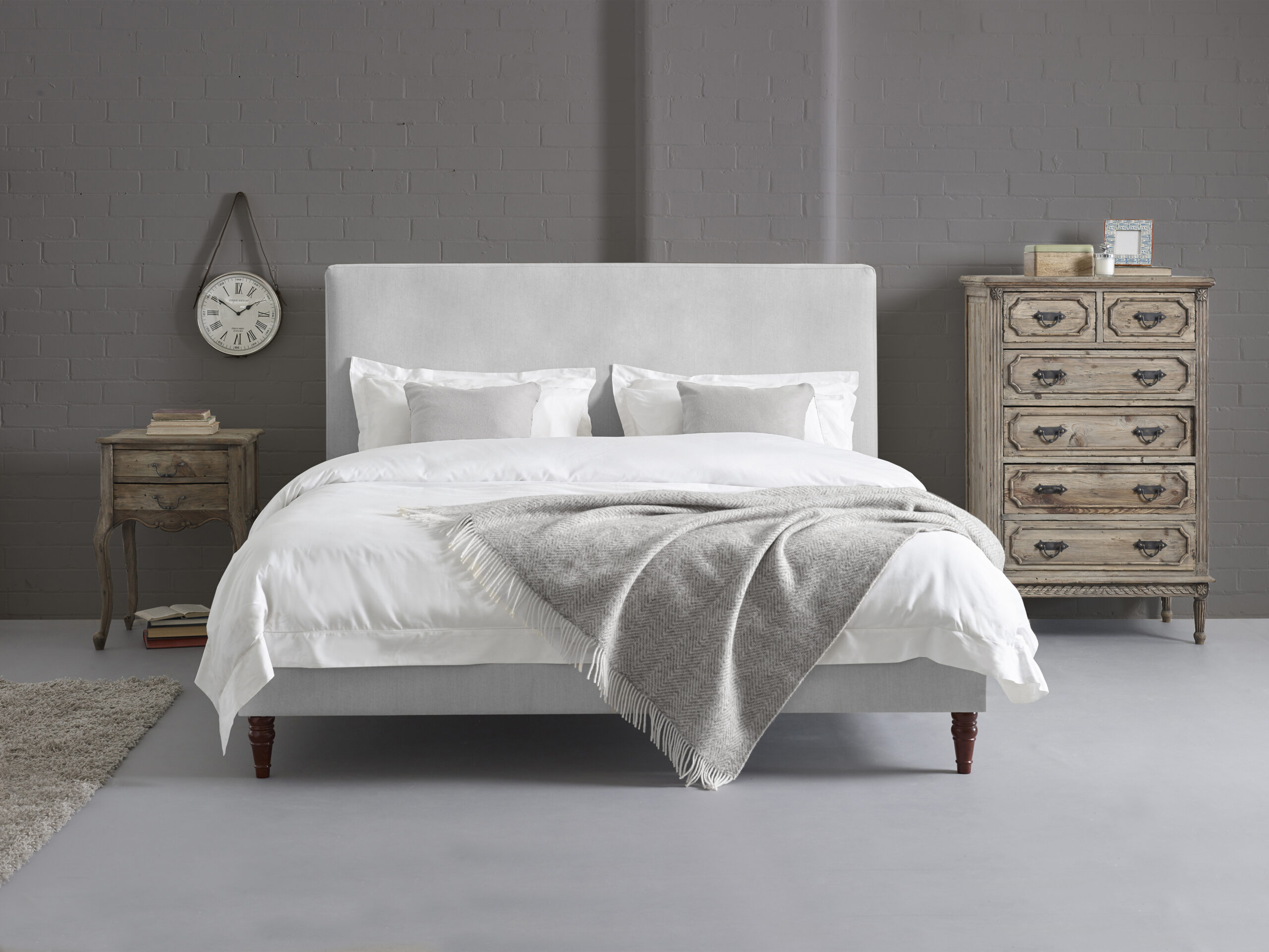 Evie Modern Bed - Image 3