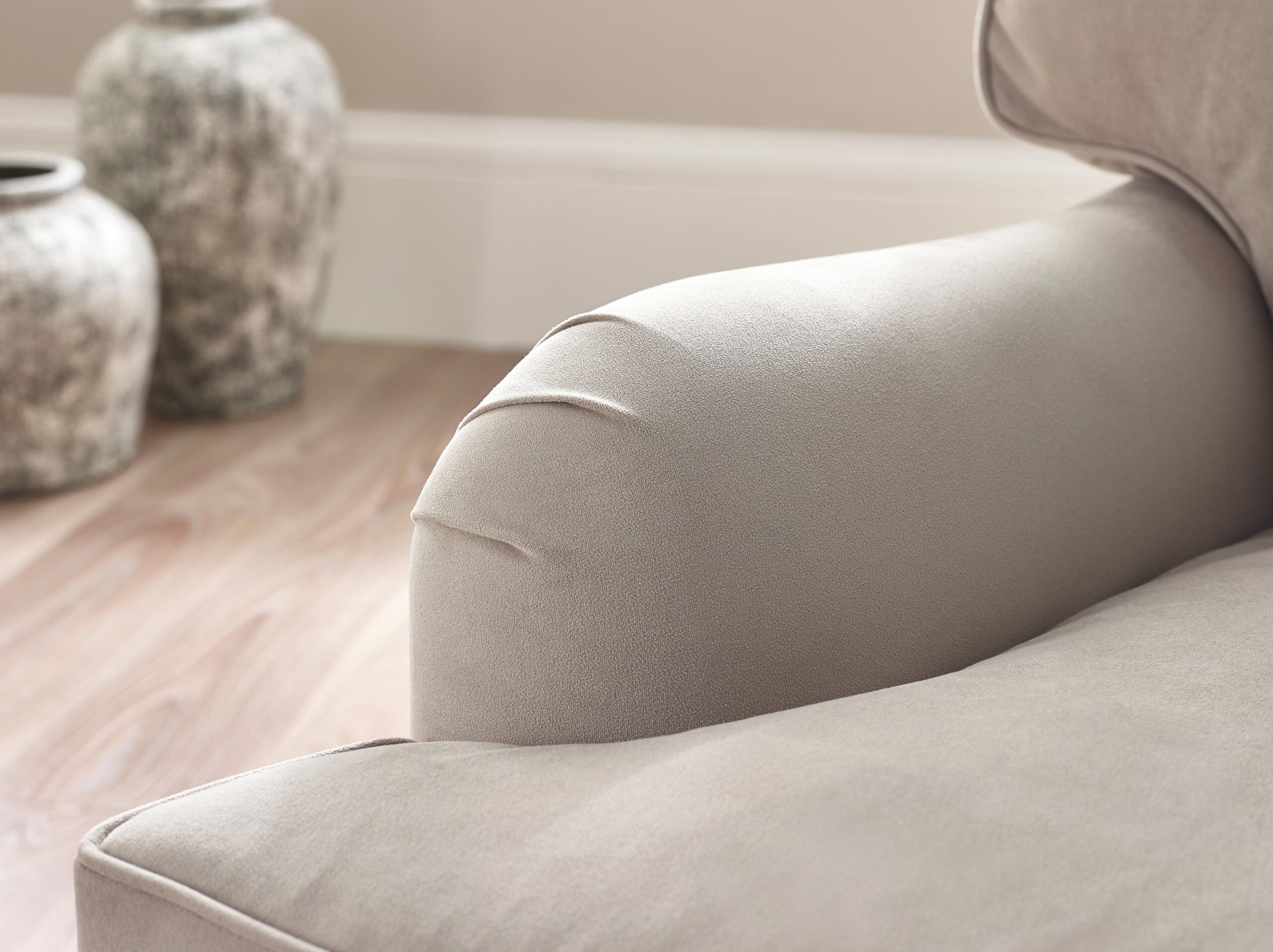 Julian Sofa - Image 4